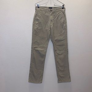 Levi’s casual beige khaki pants 28X30